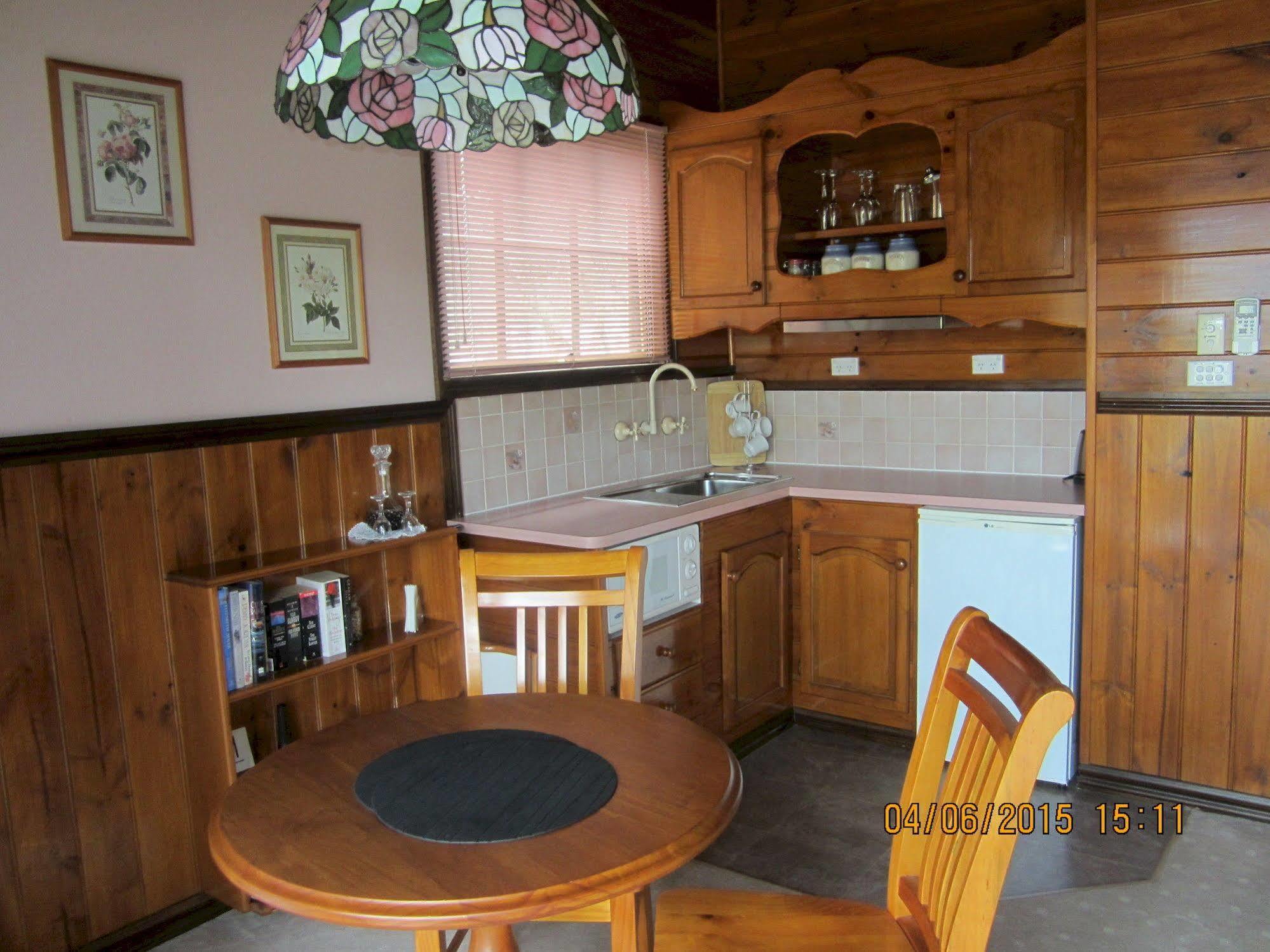 Willowlake Cottages Howqua Exterior foto